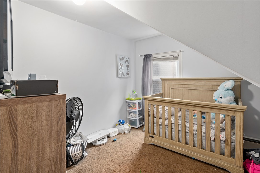 94 Whittier Road Pawtucket, RI 02861 - Photo 12 of 18