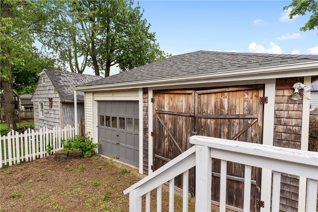 94 Whittier Road Pawtucket, RI 02861 - Photo 15 of 18