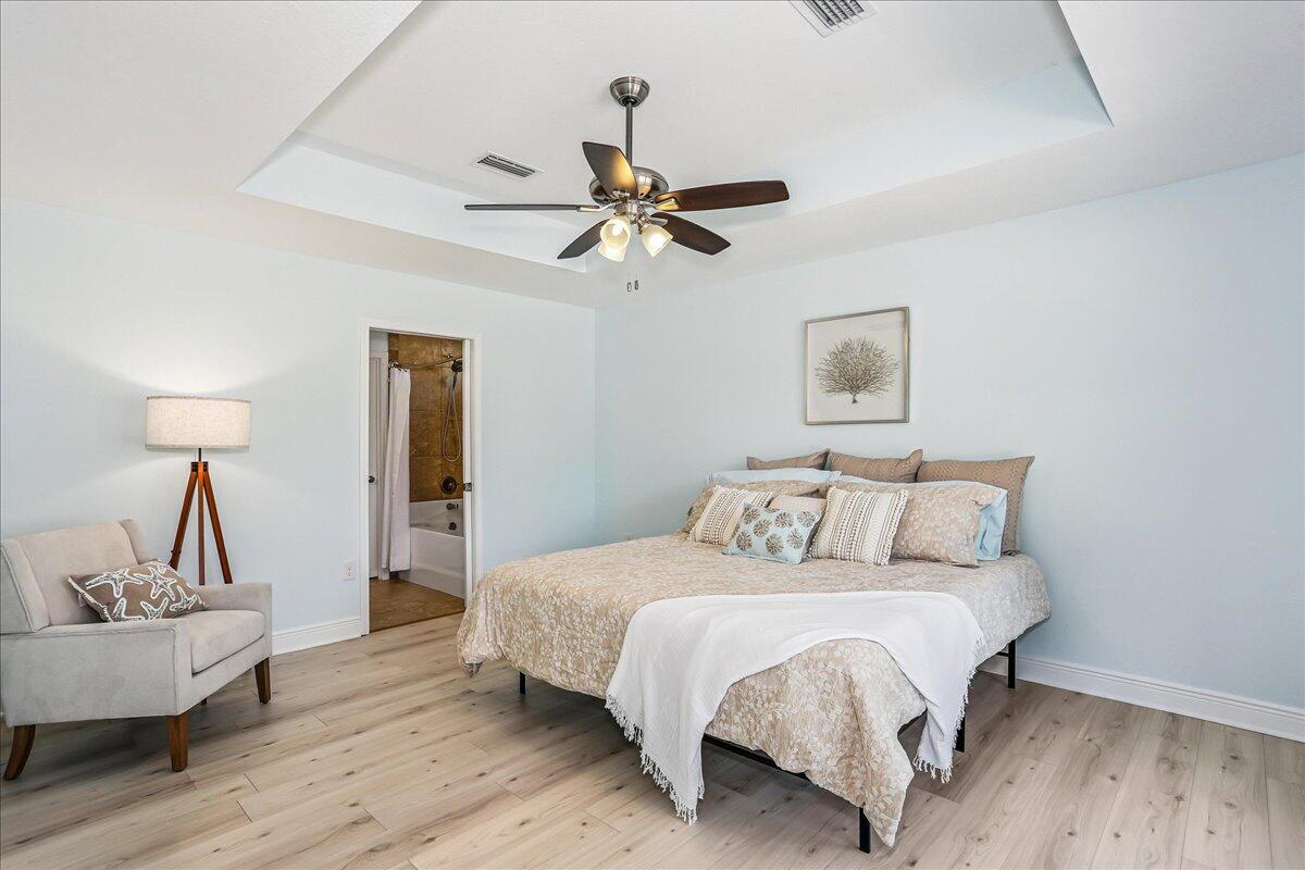 2038 Shannon Road Navarre, FL 32566 - Photo 13 of 29 Gallery Image 13
