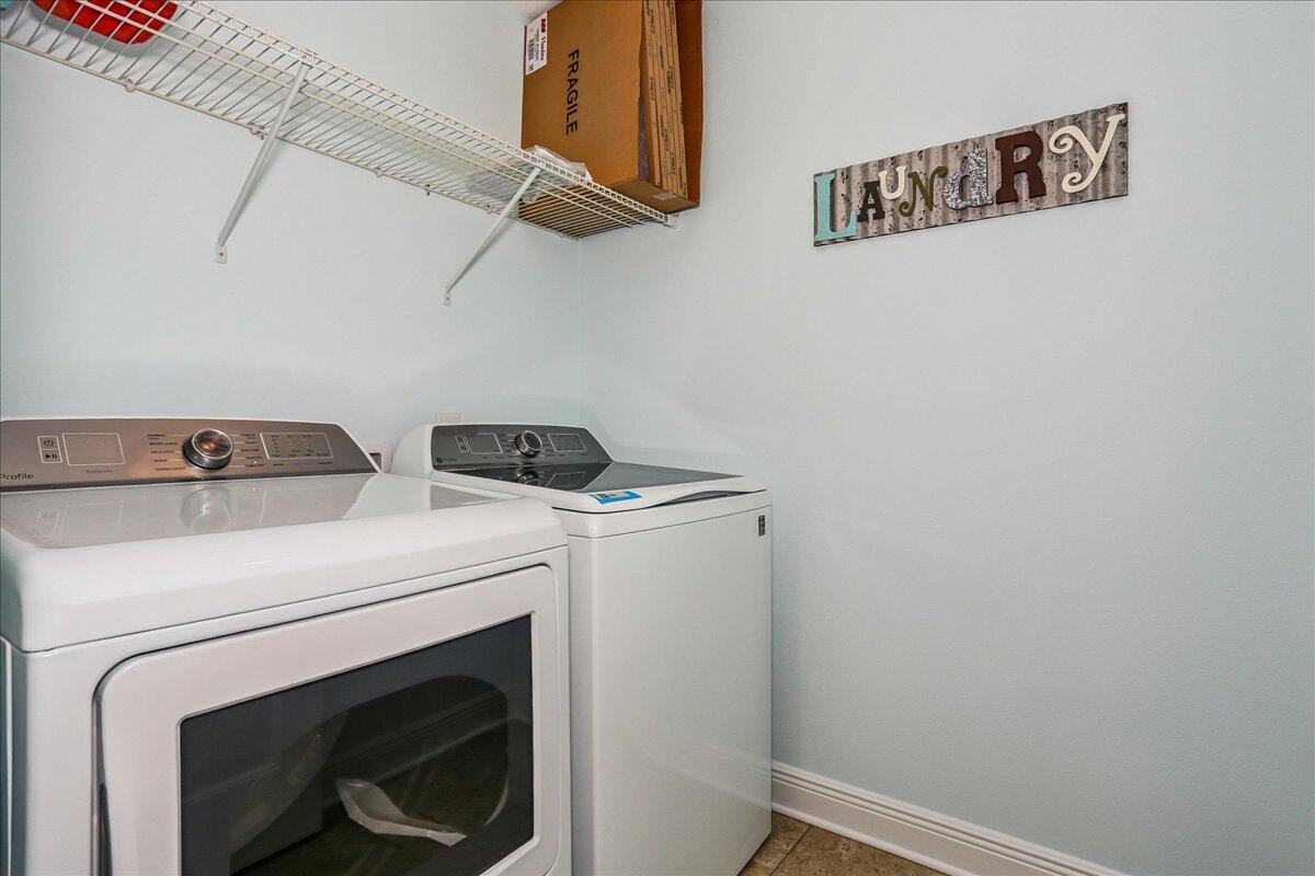 2038 Shannon Road Navarre, FL 32566 - Photo 22 of 29 Gallery Image 22