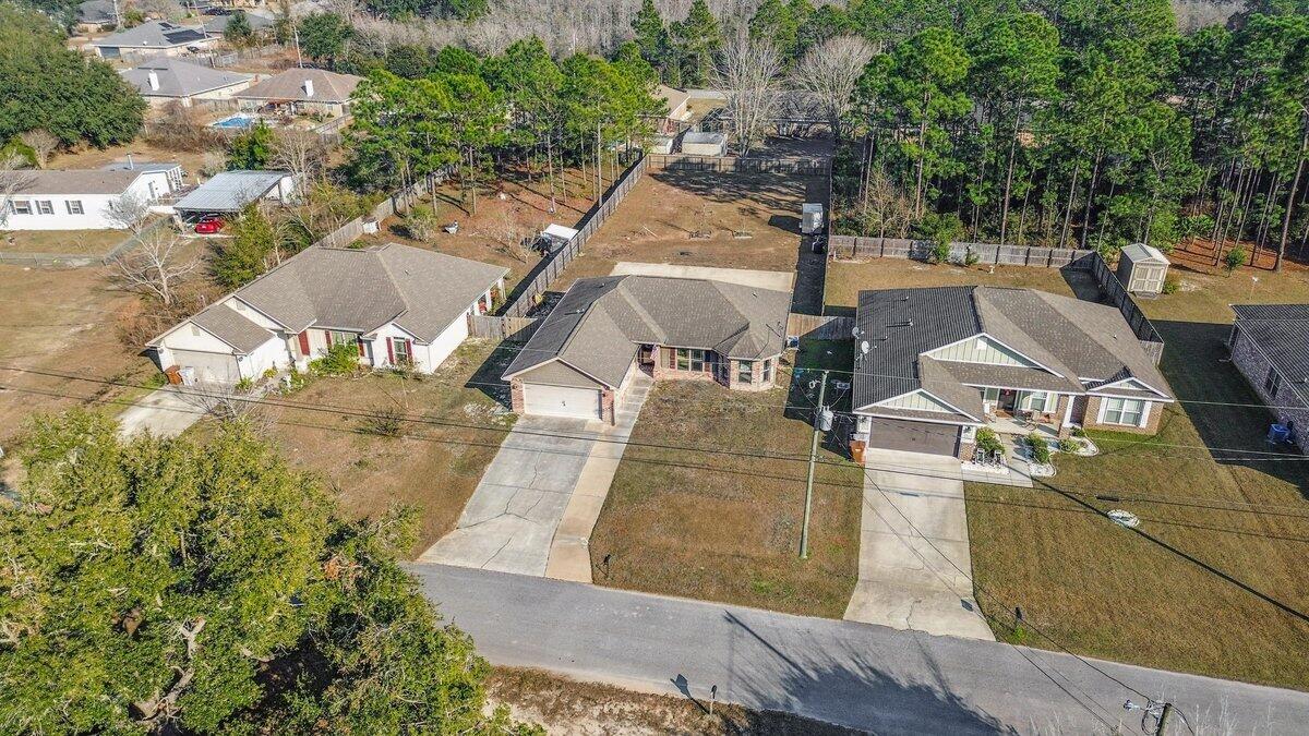 2038 Shannon Road Navarre, FL 32566 - Photo 28 of 29 Gallery Image 28