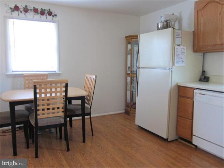 412 Andover Road Fairless Hills, PA 19030 - Photo 22 of 25 Kitchen