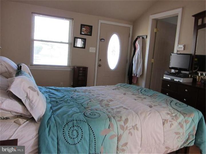 412 Andover Road Fairless Hills, PA 19030 - Photo 8 of 25 Bedroom - Main