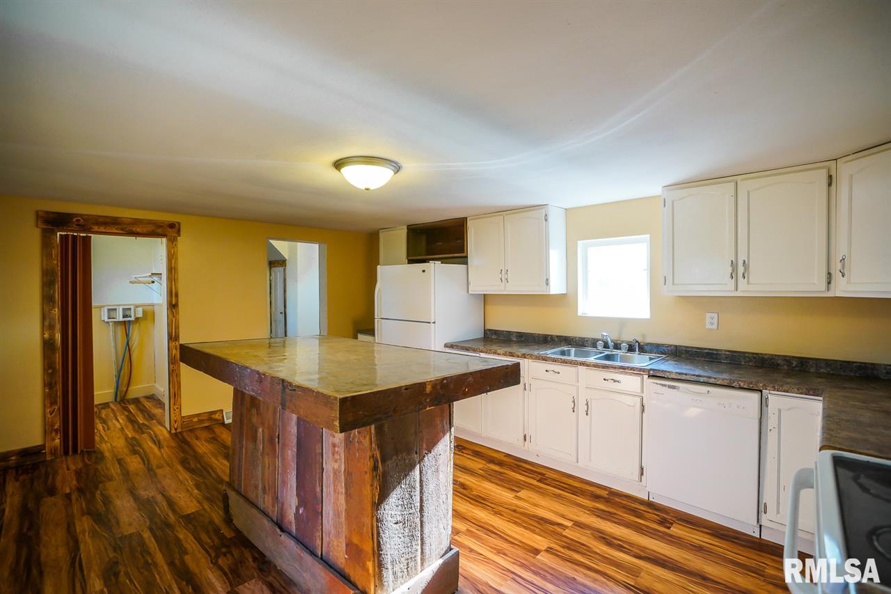 9010 East Manito Road Manito, IL 61546 - Photo 11 of 36 Gallery Image 11