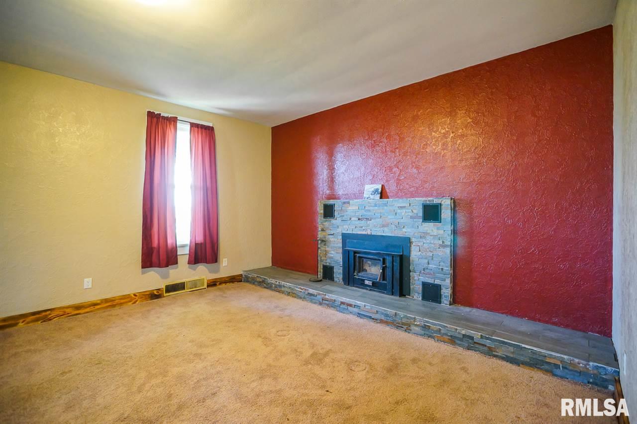9010 East Manito Road Manito, IL 61546 - Photo 19 of 36 Gallery Image 19