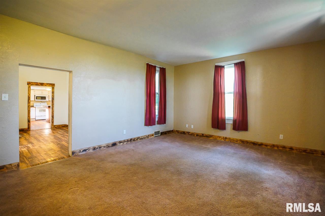 9010 East Manito Road Manito, IL 61546 - Photo 21 of 36 Gallery Image 21