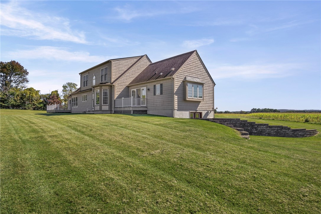 863 West Bloomfield Road Mendon, NY 14472 - Photo 6 of 48 Gallery Image 6