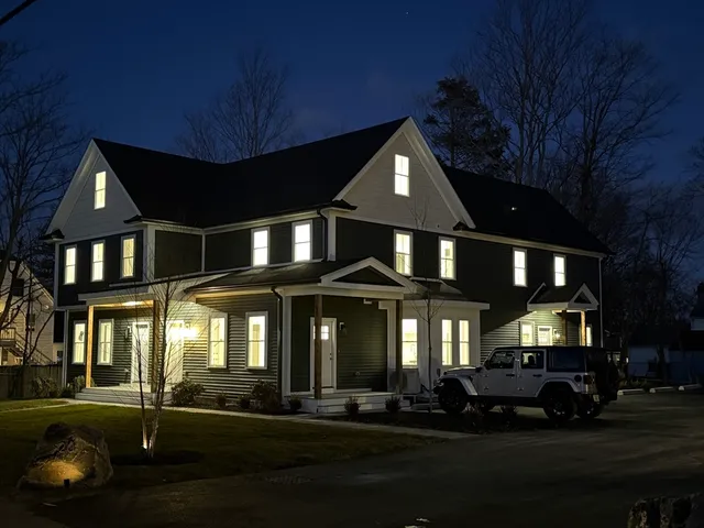 $619,000 | 20 Broad Street, Unit 1, Medway, MA 02053