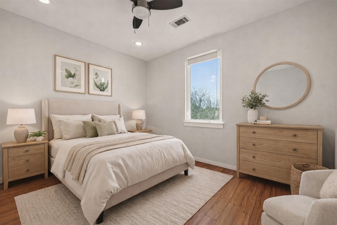 1819 South Street Houston, TX 77009 - Photo 20 of 27 a bedroom with a bed and a dresser