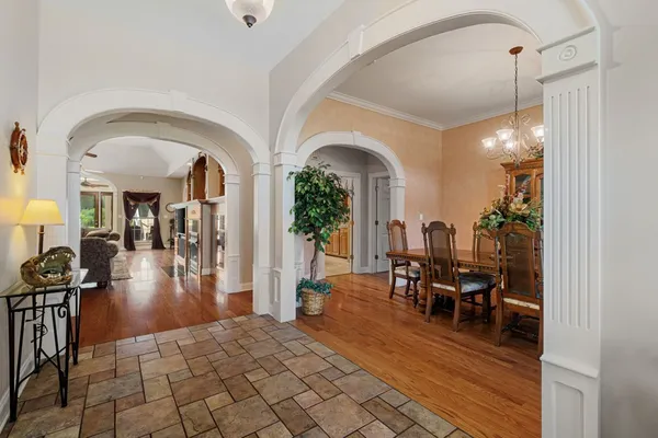 $799,000 | 102 Loftin Road, Columbia, MS 39429