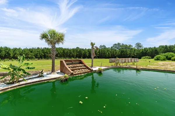 $799,000 | 102 Loftin Road, Columbia, MS 39429