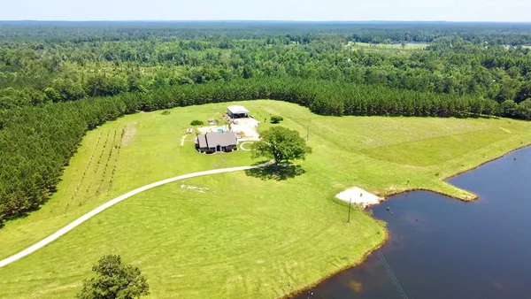 $799,000 | 102 Loftin Road, Columbia, MS 39429