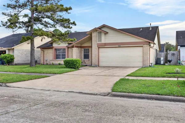 $1,850 | 12047 Plumpoint Drive, Houston, TX 77099