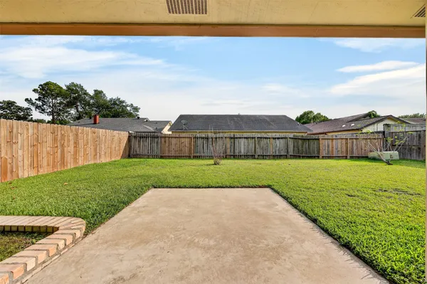 $1,850 | 12047 Plumpoint Drive, Houston, TX 77099