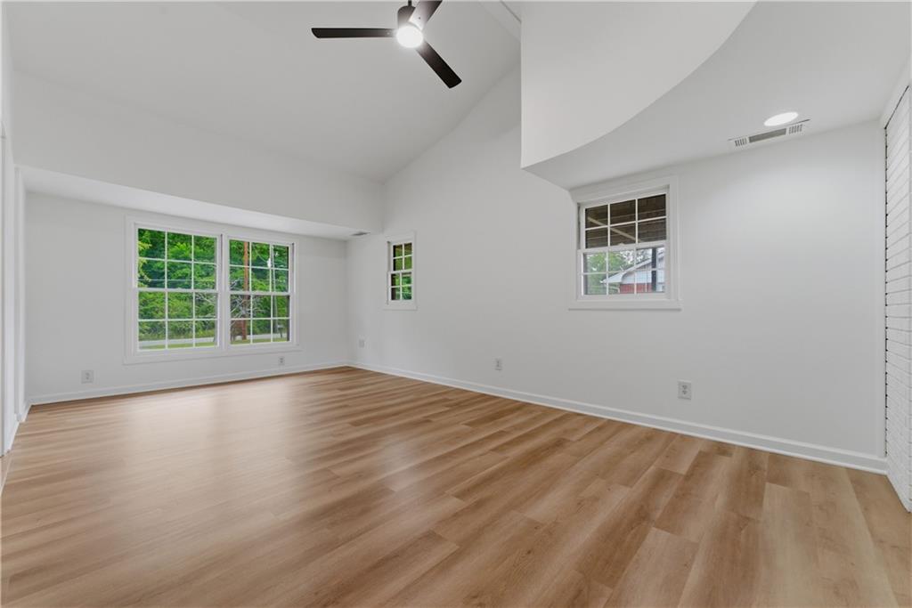 393 Old Acworth Road Dallas, GA 30132 - Photo 7 of 20