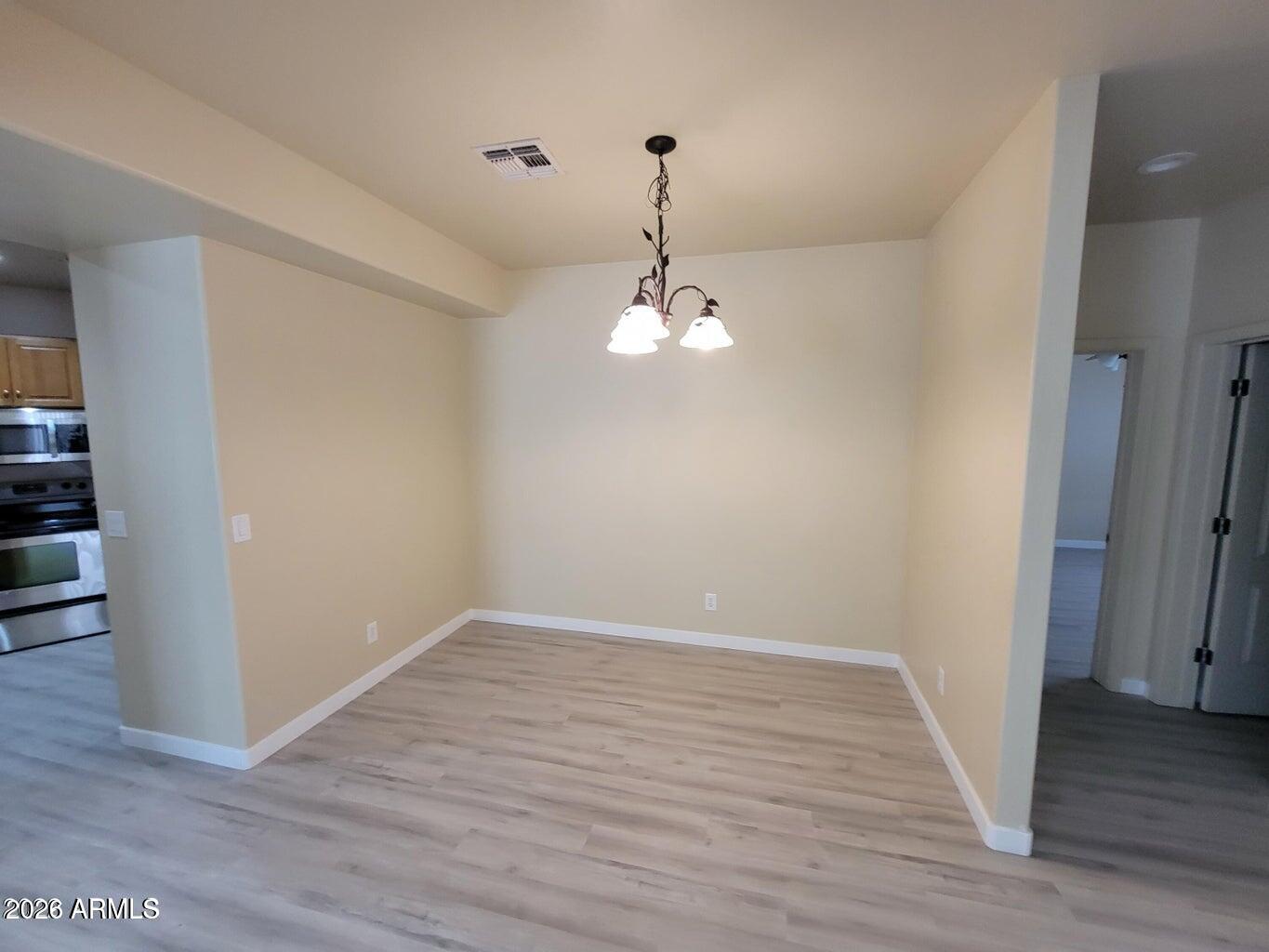 1629 East Grandview Road Phoenix, AZ 85022 - Photo 7 of 35