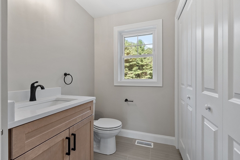 72 Carter Road Westminster, MA 01473 - Photo 14 of 39