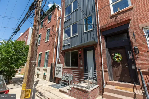 $359,000 | 1767 Frankford Avenue, Unit 1, Philadelphia, PA 19125