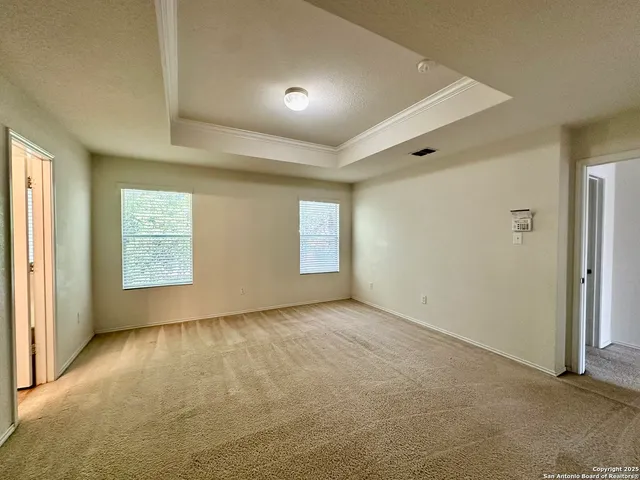 $1,900 | 5811 Providence Oak, San Antonio, TX 78249