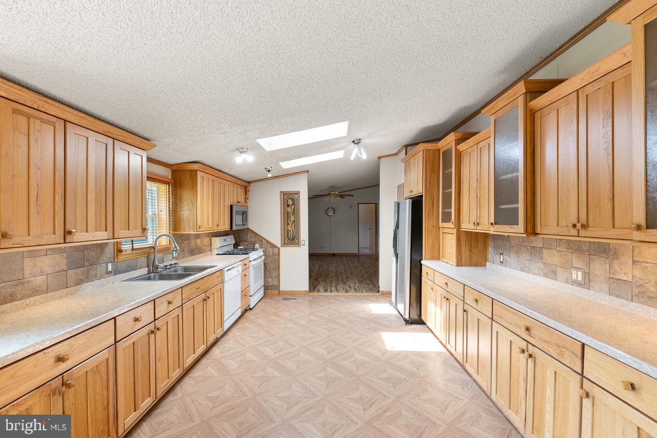 6426 Paw Paw Road Paw Paw, WV 25434 - Photo 8 of 25