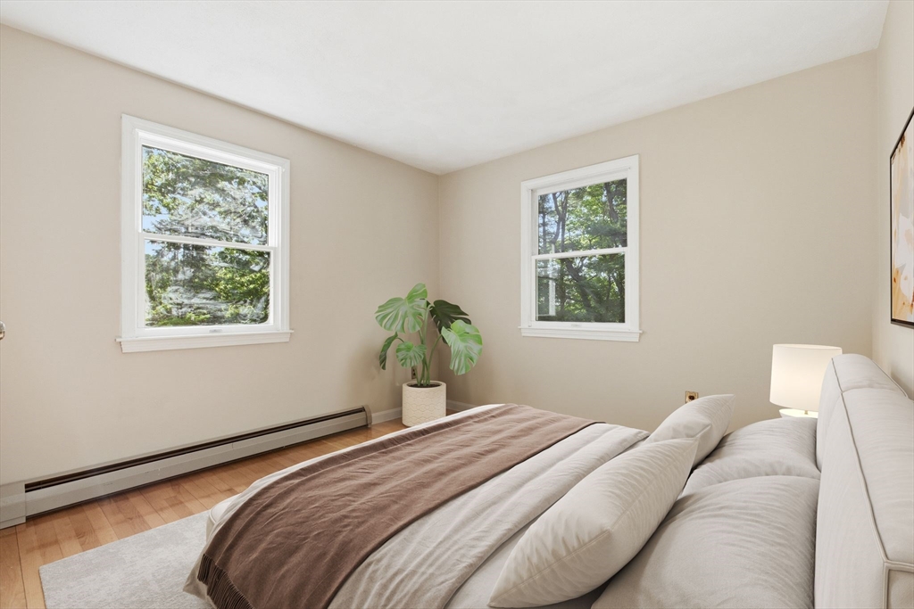 18 North Common Road Westminster, MA 01473 - Photo 8 of 16