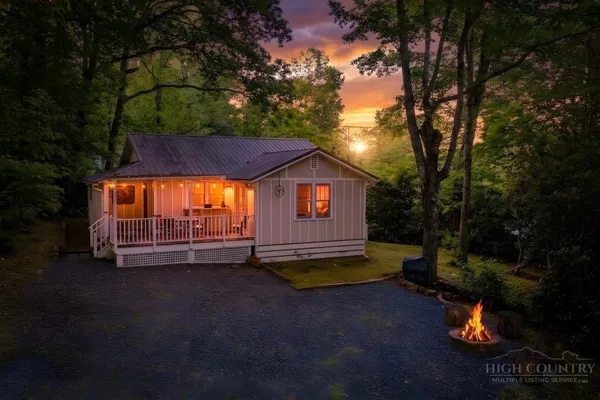 $310,000 | 56 Raccoon Lane, Newland, NC 28657