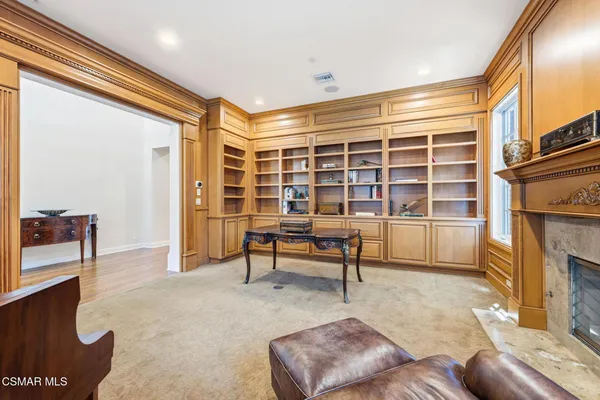 $4,450,000 | 196 Lake Sherwood Drive, Lake Sherwood, CA 91361