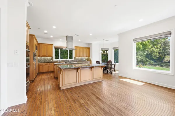 $4,450,000 | 196 Lake Sherwood Drive, Lake Sherwood, CA 91361