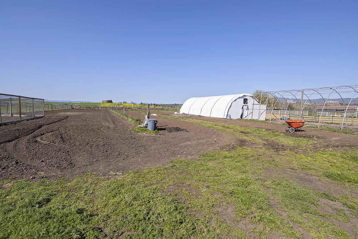 388 South Stage Road Medford, OR 97501 - Photo 14 of 18 S Stage_0014