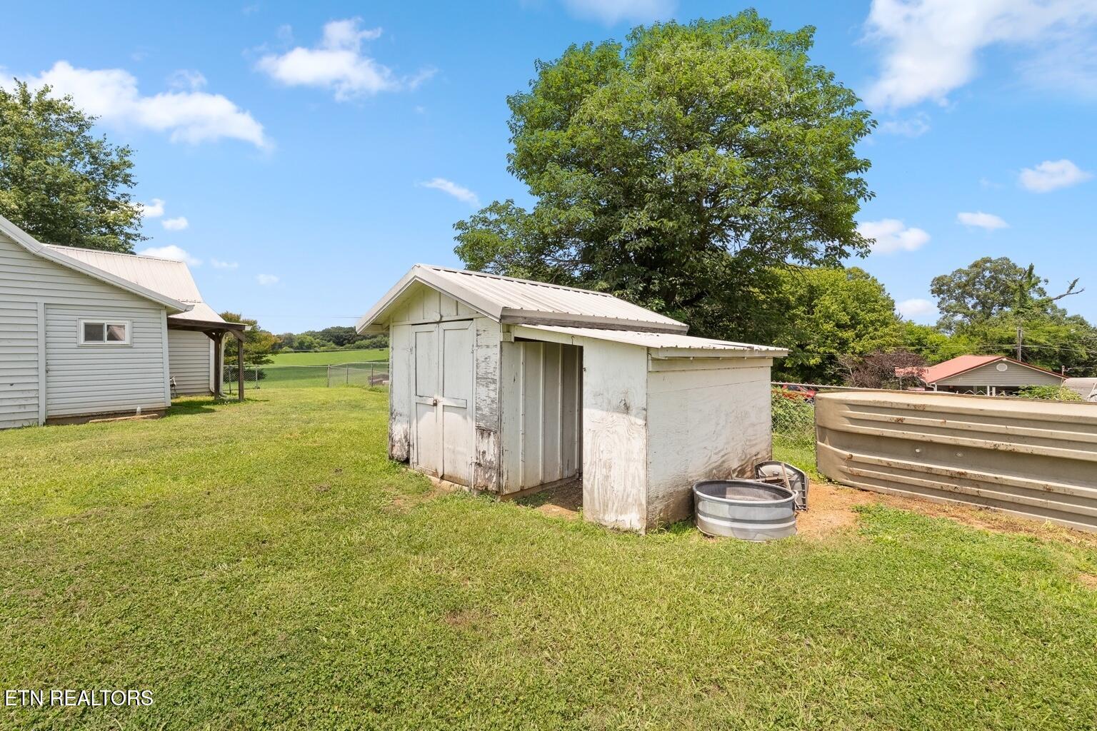 18015 Steekee Road Loudon, TN 37774 - Photo 6 of 24 DSC09787