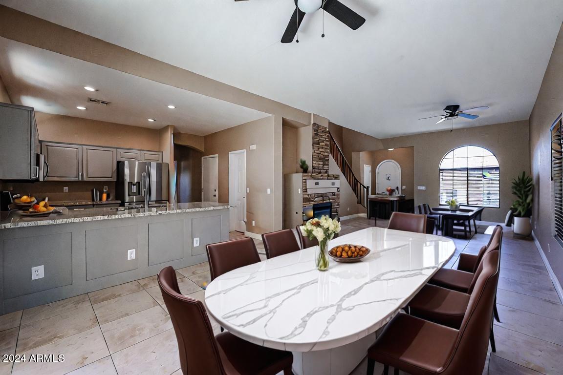 3027 East Fremont Road Phoenix, AZ 85042 - Photo 10 of 21 Gallery Image 10