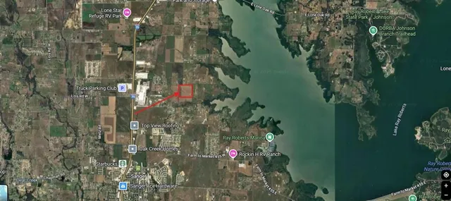 a view of outside area