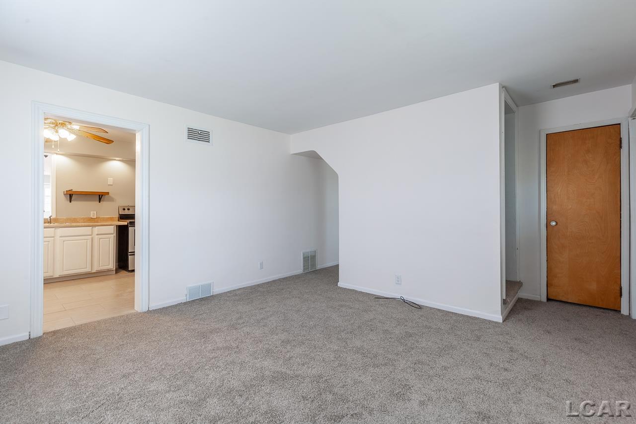611 Riverside Avenue Adrian, MI 49221 - Photo 6 of 15 50009398-5.JPG