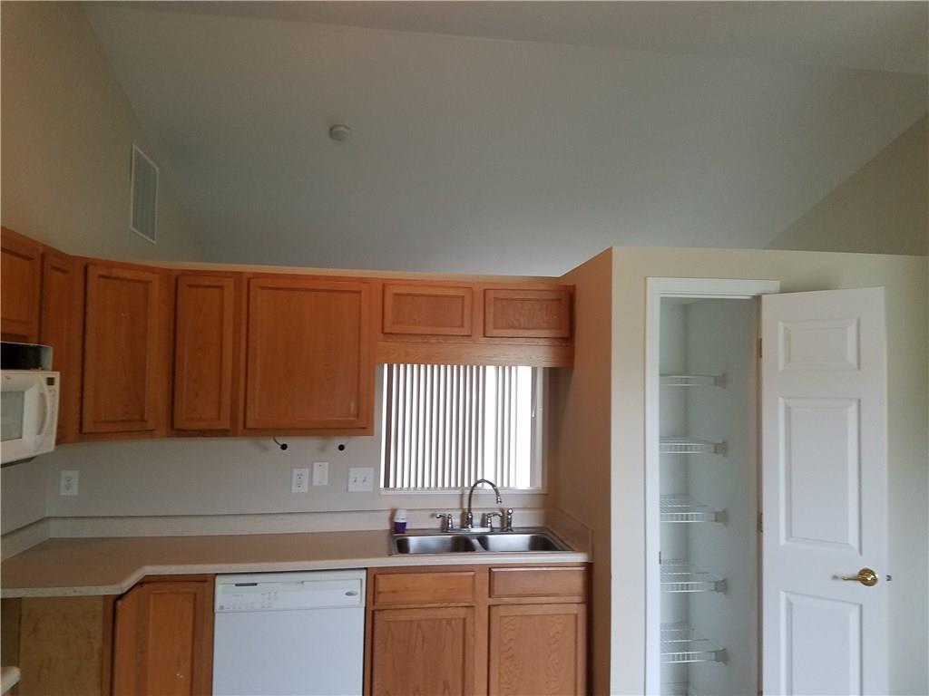 2616 Rothe Lane Indianapolis, IN 46229 - Photo 14 of 16 Gallery Image 14