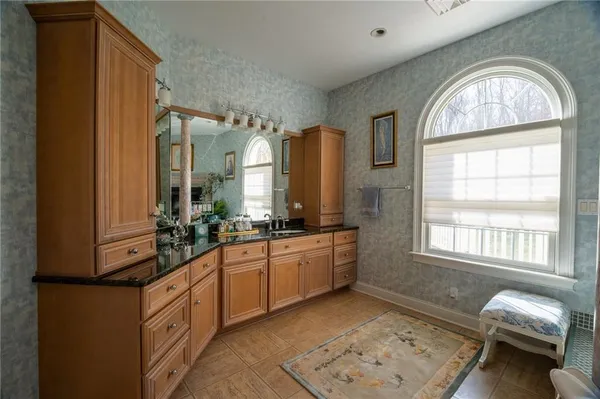 $3,000,000 | 104 Angerer Road, Canonsburg, PA 15317