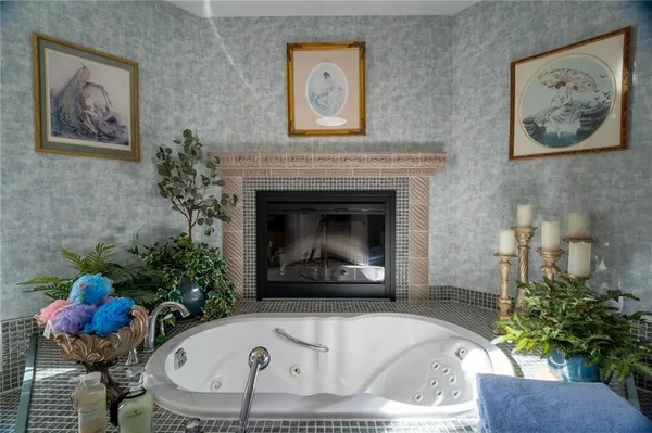 $3,000,000 | 104 Angerer Road, Canonsburg, PA 15317