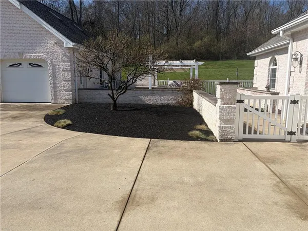 $3,000,000 | 104 Angerer Road, Canonsburg, PA 15317