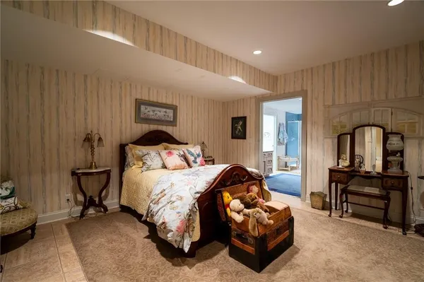 $3,000,000 | 104 Angerer Road, Canonsburg, PA 15317