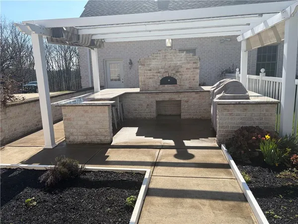 $3,000,000 | 104 Angerer Road, Canonsburg, PA 15317