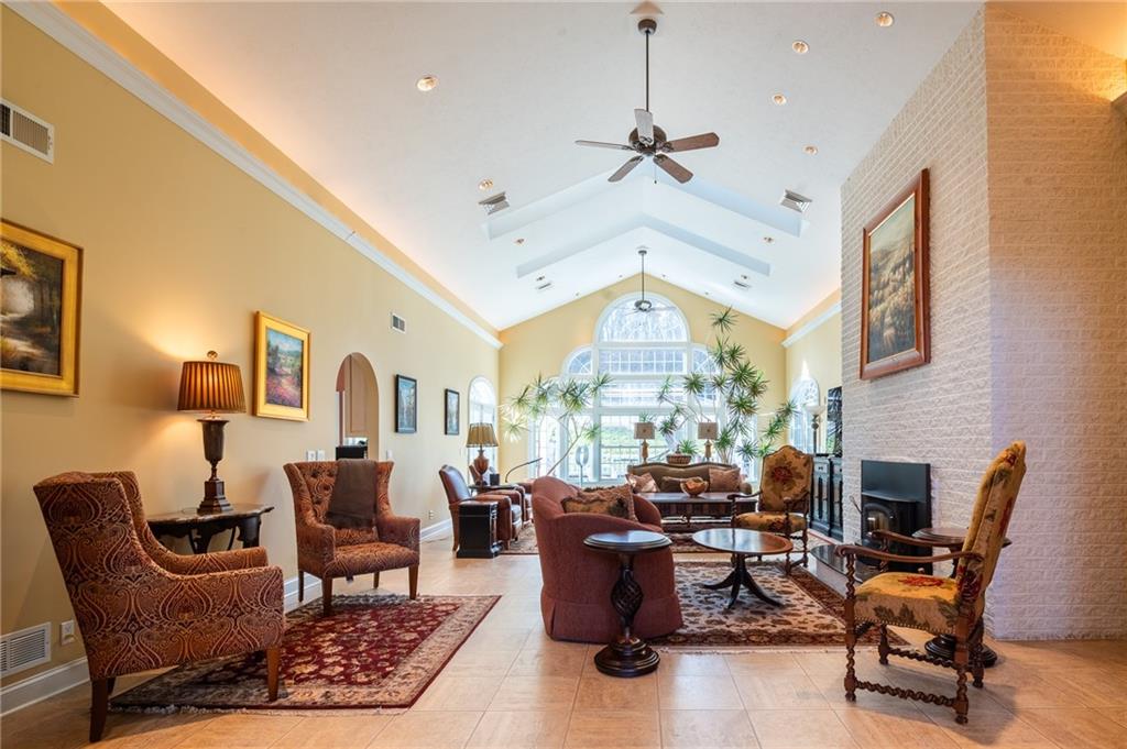 104 Angerer Road Canonsburg, PA 15317 - Photo 6 of 50