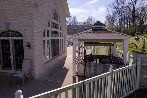 $3,000,000 | 104 Angerer Road, Canonsburg, PA 15317