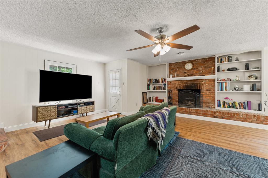 3408 Fadal Avenue Waco, TX 76708 - Photo 4 of 20