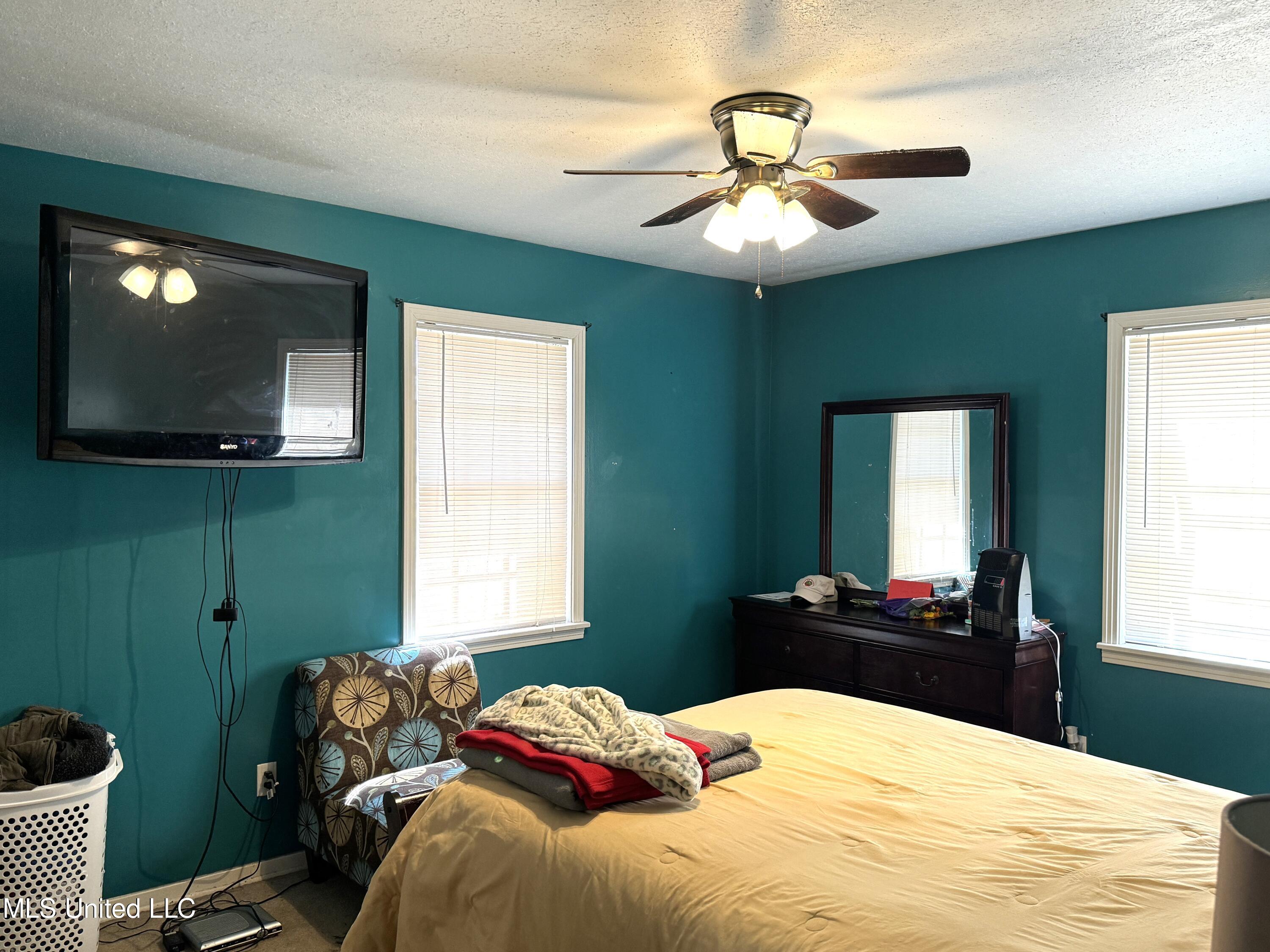 2012 Springridge Drive Jackson, MS 39211 - Photo 14 of 18 2012 Springridge 13