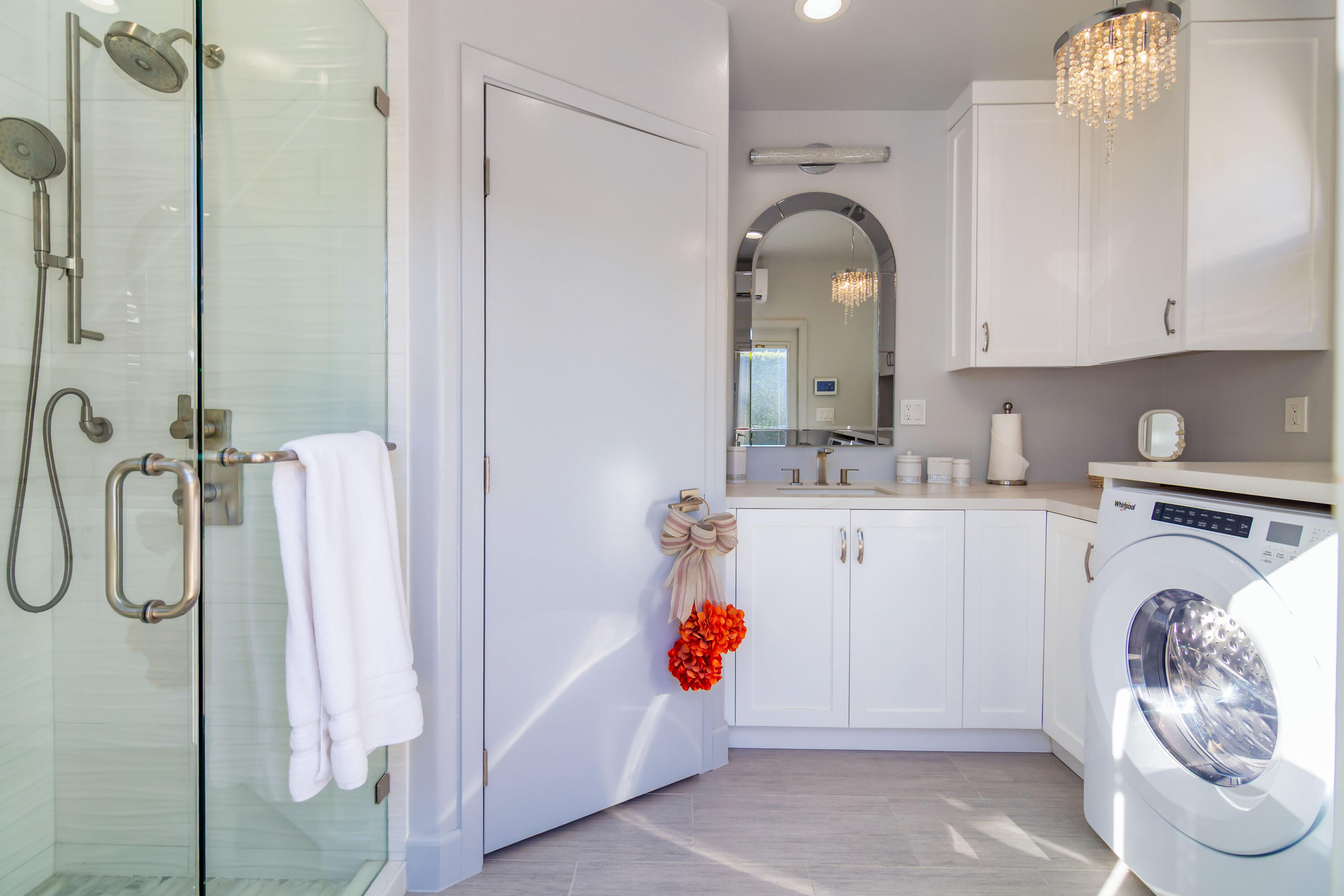 80501 Ave 48, Unit 30 Indio, CA 92201 - Photo 11 of 26 a utility room with cabinets