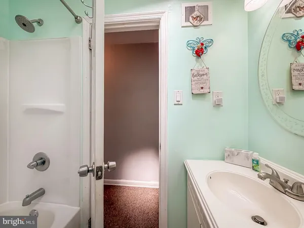 $329,000 | 8585 Benton Avenue, Philadelphia, PA 19152