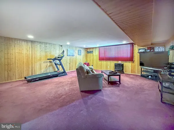 $329,000 | 8585 Benton Avenue, Philadelphia, PA 19152