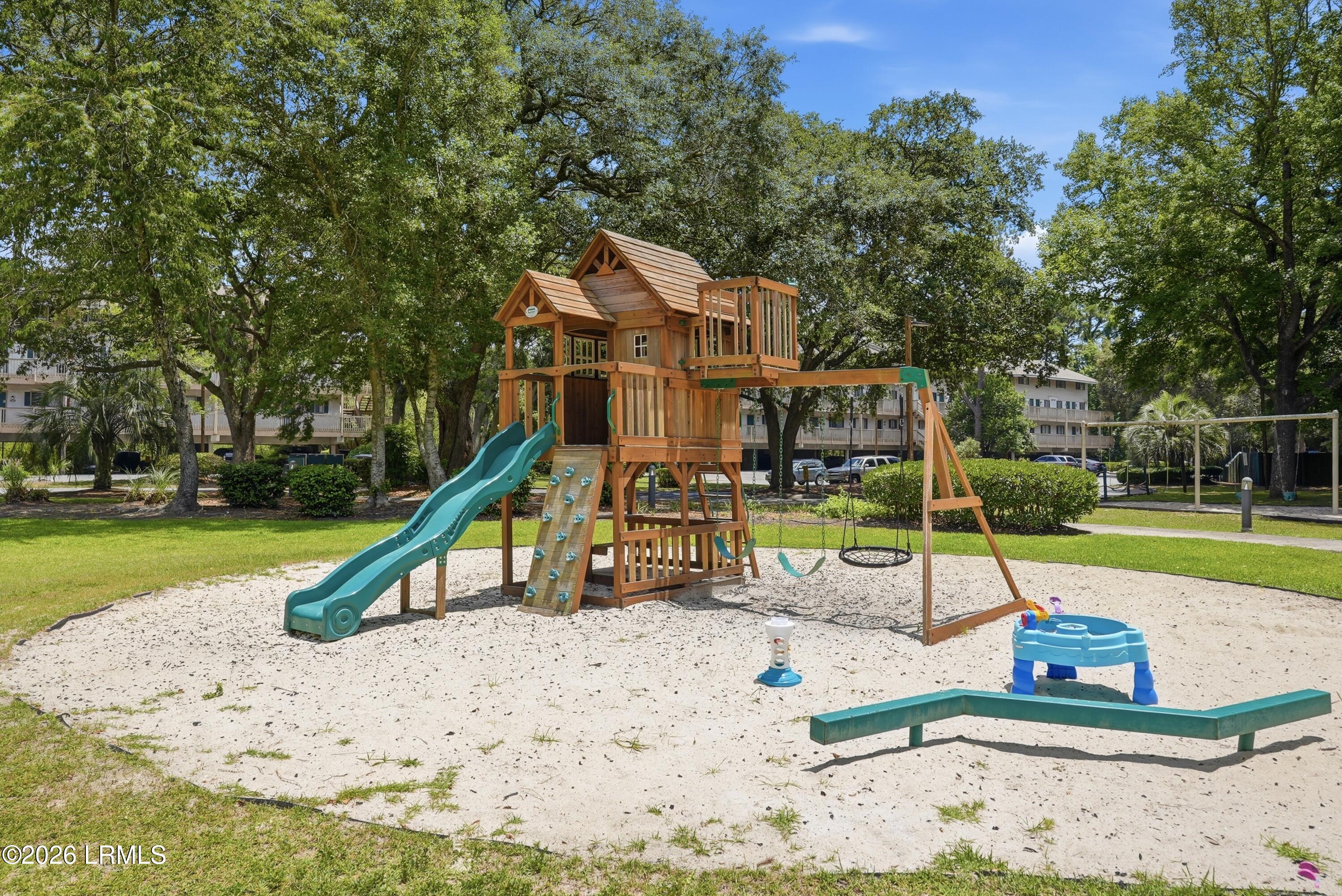 156 Dillon Road, Unit 225 Hilton Head Island, SC 29926 - Photo 31 of 31 35_dsc02614