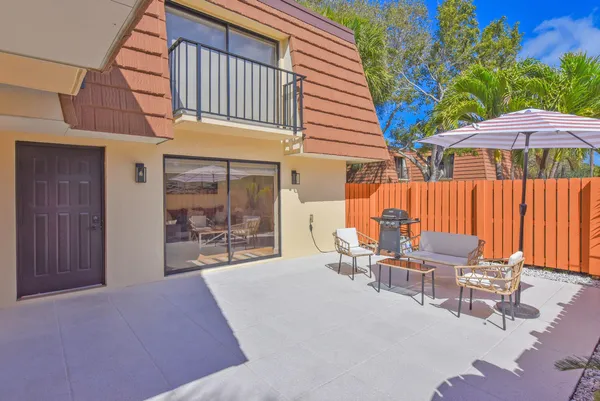 $2,500 | 3236 32nd Court, Jupiter, FL 33477