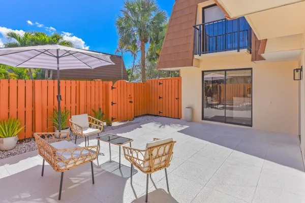$2,500 | 3236 32nd Court, Jupiter, FL 33477