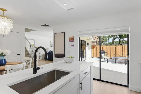 $2,500 | 3236 32nd Court, Jupiter, FL 33477